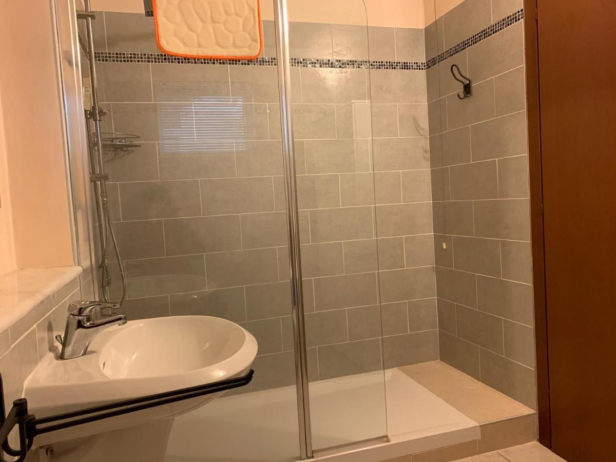 Colombare Suite - Italian Homing Sirmione Buitenkant foto
