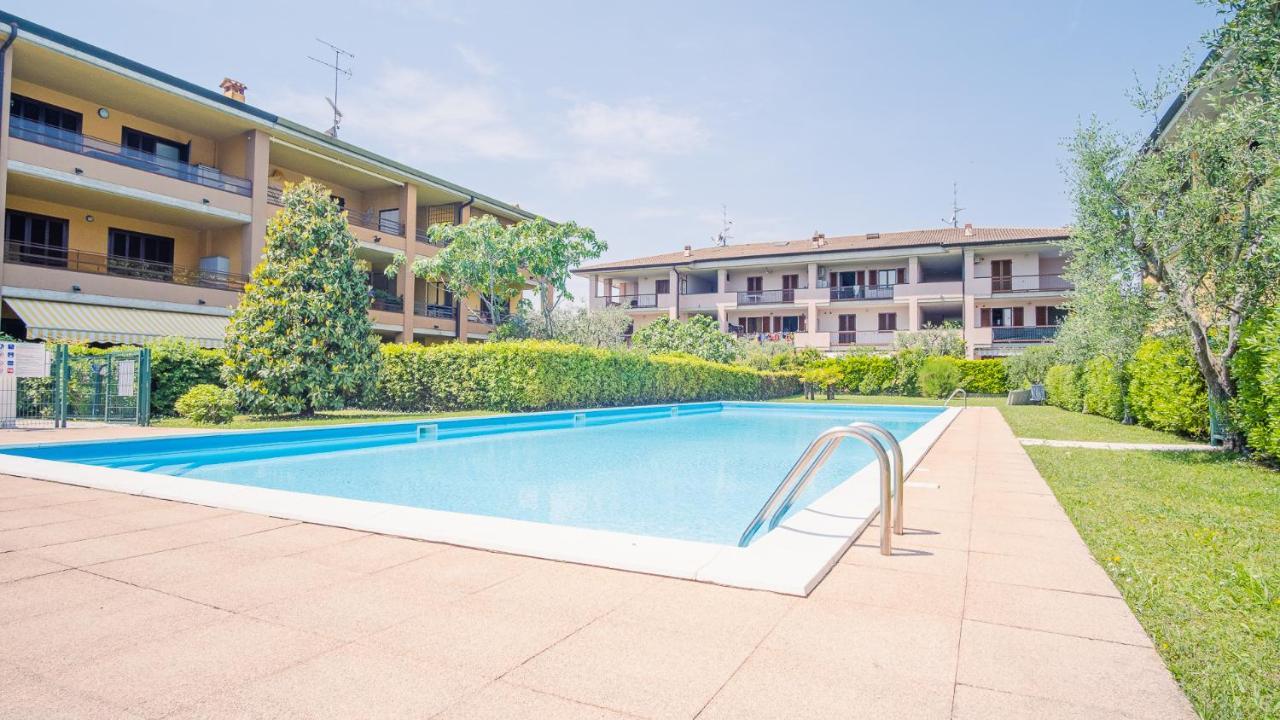 Colombare Suite - Italian Homing Sirmione Buitenkant foto